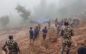 तनहुँमा पहिरोमा पुरिएका दुईको जीवितै उद्धार, खेतमा पानी लगाउन गएका एक व्यक्तिको डुबेर मृत्यु